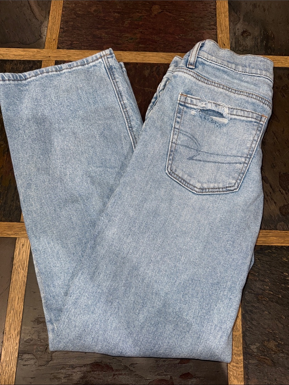 Light Blue Women’s Ripped Denim Jeans - Classic Straight Fit